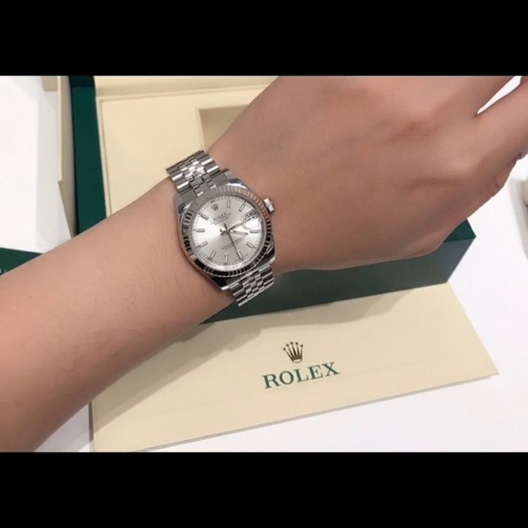 Lady watch - Picture 4 of 4